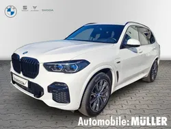 Weiss Gebraucht 2022 BMW X5 M Sport SUV | 56.889 € (Guter Preis)