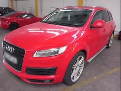 Rot Gebraucht 2007 Audi Q7 S-Line SUV | 7.500 € (Guter Preis)