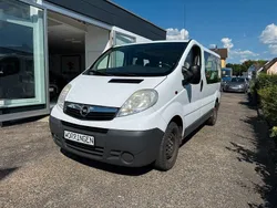 Weiß Gebraucht 2012 Opel Vivaro Van | 7.990 € (Etwas zu teuer)