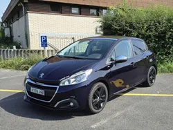 Gebraucht 2016 Peugeot 208 Style Kleinwagen | 7.399 € (Fairer Preis)