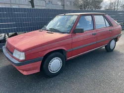 Rot Gebraucht 1988 Renault R11 Limousine | 999 €