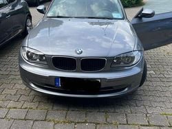 Grau Gebraucht 2010 BMW 116 Kleinwagen | 2.100 € (Superpreis)