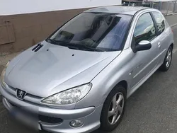 Silber Gebraucht 2003 Peugeot 206 Quiksilver Kleinwagen | 888 € (Fairer Preis)
