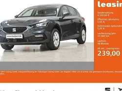 Magnetic grau metallic Neu 2025 Seat Leon Limousine | 31.922 € (Fairer Preis)