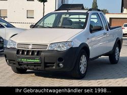 Weiß Gebraucht 2009 Fiat Strada Abholung | 5.490 € (Etwas zu teuer)