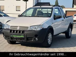 Weiß Gebraucht 2009 Fiat Strada SUV | 6.490 € (Etwas zu teuer)
