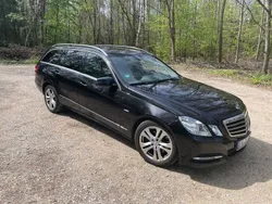 Schwarz Gebraucht 2011 Mercedes E350 Avantgarde Kombi | 8.850 € (Guter Preis)