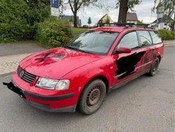 Rot Gebraucht 1999 VW Passat Kombi | 750 € (Guter Preis)