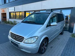 Silber Gebraucht 2004 Mercedes Viano Van / Kleinbus | 9.250 € (Teuer)