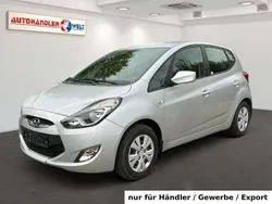 Silber Gebraucht 2015 Hyundai ix20 Van / Kleinbus | 6.699 € (Superpreis)