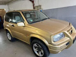 Gold Gebraucht 2000 Suzuki Grand Vitara SUV | 2.700 €