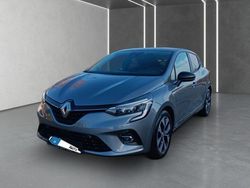 Schiefergrau (metallic) Gebraucht 2023 Renault Clio V Evolution Kleinwagen | 16.250 € (Fairer Preis)