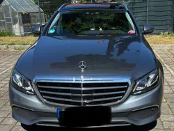 Grau Gebraucht 2017 Mercedes E400 Exclusive Kombi | 30.000 € (Superpreis)