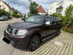Braun Gebraucht 2013 Nissan Navara Abholung | 11.600 € (Guter Preis)