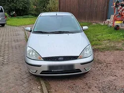 Silber Gebraucht 2004 Ford Focus Limousine | 750 € (Superpreis)