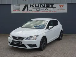 Weiß Gebraucht 2020 Seat Leon XCELLENCE Limousine | 14.690 € (Superpreis)