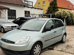 Silber Gebraucht 2004 Ford Fiesta Kleinwagen | 1.700 € (Fairer Preis)