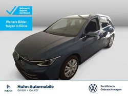 Blau Gebraucht 2024 VW Golf VIII Style Limousine | 26.430 € (Fairer Preis)