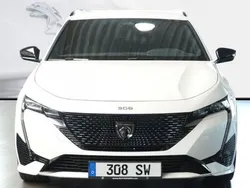 Weiß Gebraucht 2023 Peugeot 308 GT Kombi | 40.990 €