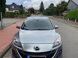 Silber Gebraucht 2011 Mazda 3 Active Plus Limousine | 6.400 € (Fairer Preis)