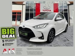 Schneeweiß Gebraucht 2021 Toyota Yaris Hybrid Club Kleinwagen | 18.490 € (Fairer Preis)
