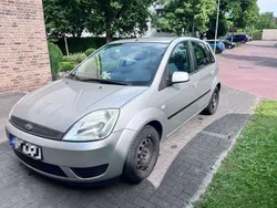 Silber Gebraucht 2005 Ford Fiesta Kleinwagen | 1.190 € (Guter Preis)