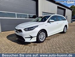 Weiß Neu 2025 Kia Ceed Sportswagon Vision Kombi | 24.490 € (Guter Preis)