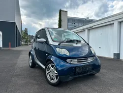 Blau Gebraucht 2003 Smart ForTwo Cabrio Cabrio | 2.400 € (Etwas zu teuer)