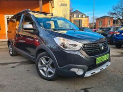 Grau Gebraucht 2021 Dacia Dokker Stepway Van / Kleinbus | 16.950 € (Fairer Preis)