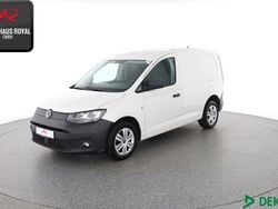 Candyweiß Gebraucht 2021 VW Caddy Van / Kleinbus | 23.880 € (Fairer Preis)