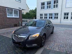 Grau Gebraucht 2011 Opel Insignia Selection Limousine | 5.500 € (Fairer Preis)