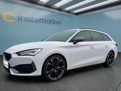 Weiß Gebraucht 2022 Cupra Leon Kombi | 30.249 € (Guter Preis)