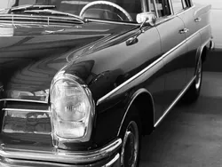 Havannabraun Gebraucht 1962 Mercedes W112 SE Limousine | 49.700 €
