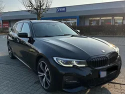 Schwarz Gebraucht 2019 BMW 320 M Sport Kombi | 20.000 € (Guter Preis)