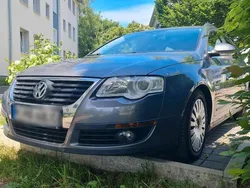 Grau Gebraucht 2007 VW Passat Comfortline Kombi | 2.000 € (Fairer Preis)