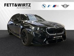 Saphirschwarz metallic Neu 2025 BMW M5 Performance Kombi | 133.990 € (Superpreis)