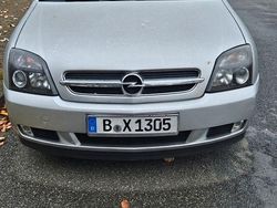 Silber Gebraucht 2004 Opel Vectra Cosmo Limousine | 2.550 € (Etwas zu teuer)