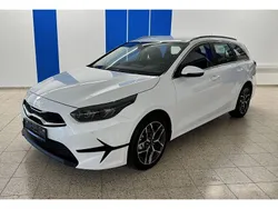 Weiß Gebraucht 2024 Kia Ceed Sportswagon Spirit Kombi | 23.900 € (Superpreis)
