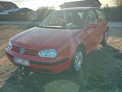 Rot Gebraucht 2001 VW Golf IV Kleinwagen | 999 € (Guter Preis)