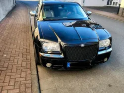 Schwarz Gebraucht 2007 Chrysler 300C Kombi | 2.000 €