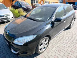 Schwarz Gebraucht 2011 Renault Mégane III Dynamique Kombi | 2.990 € (Superpreis)