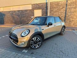 Grau Gebraucht 2018 Mini Cooper D Kleinwagen | 16.900 € (Etwas zu teuer)