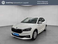 Weiß Gebraucht 2025 Skoda Fabia Selection Limousine | 20.890 € (Guter Preis)