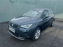 Grau Gebraucht 2024 Seat Arona FR SUV | 25.699 € (Fairer Preis)
