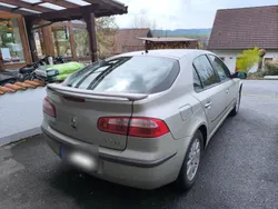 Beige Gebraucht 2001 Renault Laguna II Dynamique Limousine | 1.300 € (Fairer Preis)