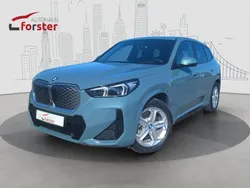 Grün Gebraucht 2023 BMW iX1 M Sport SUV | 44.490 € (Fairer Preis)