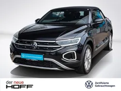 Deep black perleffekt schwarz Gebraucht 2024 VW T-Roc Cabriolet Style Cabrio | 26.975 € (Superpreis)