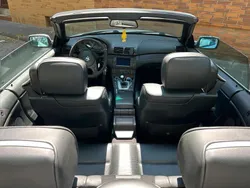 Silber Gebraucht 2003 BMW 330 Cabriolet Cabrio | 16.900 €