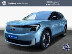 Arctic blue metallic Neu 2025 Ford Explorer Extended Range SUV | 56.950 € (Teuer)