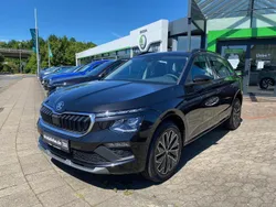 Schwarz Neu 2025 Skoda Kamiq Tour SUV | 27.209 € (Fairer Preis)